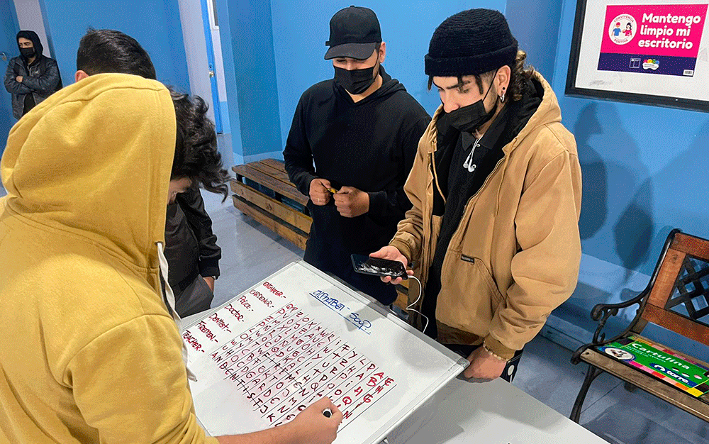 Juegos educativos animaron el «English Day»